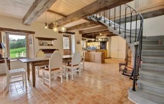 Propriété De Campagne Typique - 9