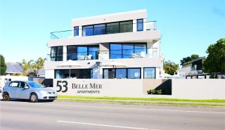 Belle Mer Beachfront Apartments - Self Serviced - 8