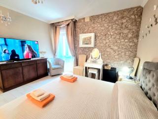 Lux Energy Room and Garden - 6