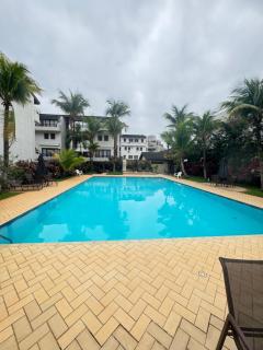 Apartamento Enseada - piscina e apenas 400m da Praia - 0