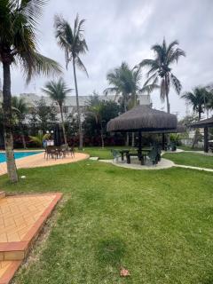 Apartamento Enseada - piscina e apenas 400m da Praia - 4