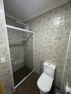 Apartamento Enseada - piscina e apenas 400m da Praia - 3