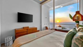 Panoramic Hot Tub Oceanview Luxury 4BR Penthouse - 4