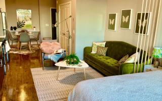 Stylish Studio in Mid-Wilshire with Pool, Free Parking, Gym in Prime Location - 9