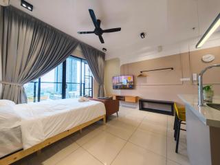 TRION POOL & KL City View The 110 Family Suite - 8