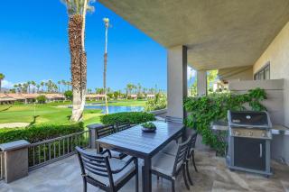 VY945 - Dahlia Delight - Alice Lodging - 8