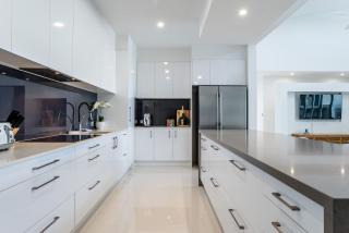 Starling House with Private Pool Sunshine Coast Escape - 2