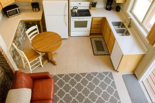 Lakefront Bungalow! 35 Miles To Mt Rainier! - 6