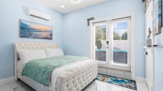 Pensacola Retreat w Jacuzzi Tub Outdoor Lounge Fire Pit Historic Church 1928 by AvantStay - 8