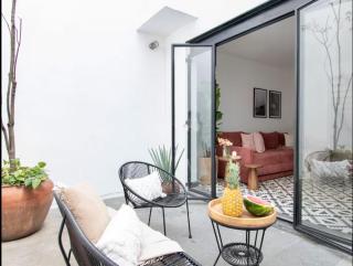 Spacious 4BR Home with 5 Beds - 5