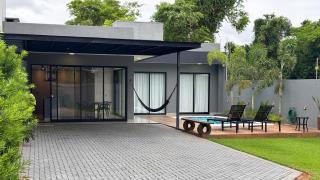 Casa em Foz do Iguaçu com piscina, churrasqueira e natureza ao redor para sua família - 9