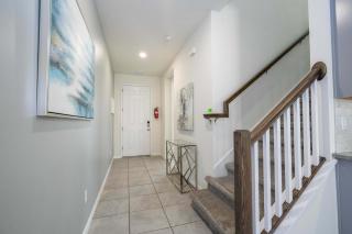 Splendid 5Bd w Pool at Solara Resort 2154 - 4