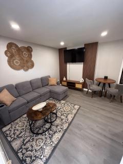 Cozy apartment with private entrance - 2