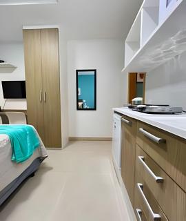 Moderno com piscina e perto da praia - 5