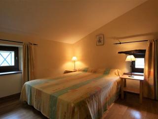 Maison de caractère avec terrasse à 300m de l'Allier, idéale pour pêche, détente et activités familiales - FR-1-582-208 - 4