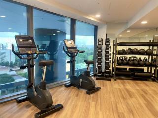 Stylish 2B1B in QW Brand New & Step to Casino - 6