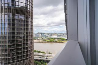 Stylish 2B1B in QW Brand New & Step to Casino - 2