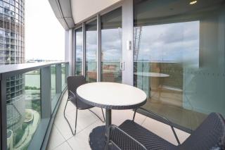 Stylish 2B1B in QW Brand New & Step to Casino - 7