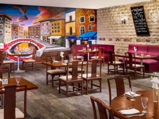 Mövenpick Hotel Karachi - 3