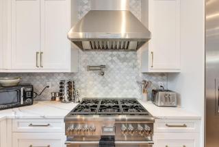 Perch - Bellevue Splendor - 7