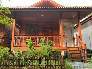 Letana Guesthouse - 8