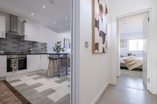 Designer 1BR I Work-From-Home Ready I Fast Wi-Fi - 6