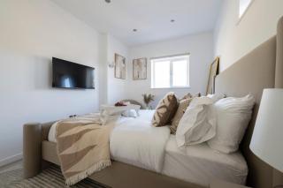 Designer 1BR I Work-From-Home Ready I Fast Wi-Fi - 5