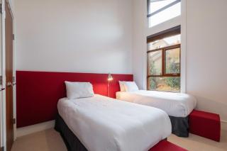 Fitzsimmons Walk 16 by Outpost Whistler - Whistler - 6