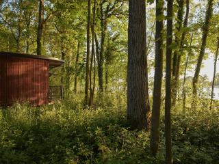 Cozy Bungalow with Pool - 7