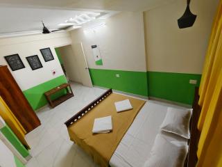 cozy 2bhk Plus kitchen near Calangute beach goa - 3