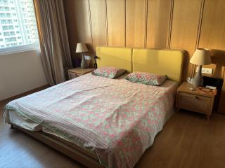 Uptown luxury apartment in a premium condominium complex - 2