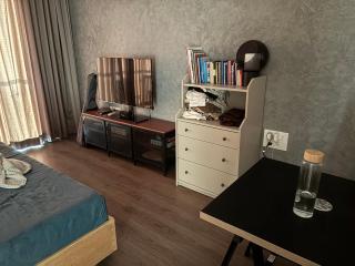 Uptown luxury apartment in a premium condominium complex - 1