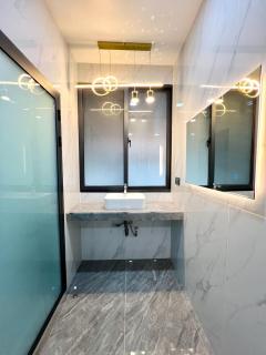 Khaolak Alisa House - 2