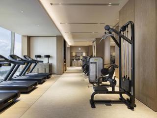 Raffles Shenzhen, Situated in the heart of One Shenzhen Bay, Book Now to Enjoy Free Minibar and Happy Hour Privileges at Long Bar on 71F - 7