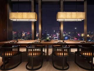 Raffles Shenzhen, Situated in the heart of One Shenzhen Bay, Book Now to Enjoy Free Minibar and Happy Hour Privileges at Long Bar on 71F - 6