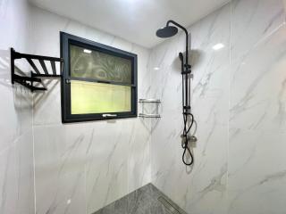 Khaolak Alisa House - 9