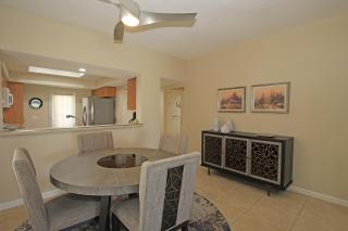 DL831 - Desert Falls Circle - Alice Lodging - 1