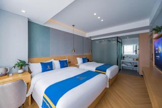 Super 8 Selected Hotel Sanya Bay Coconut Dream Corridor - 2