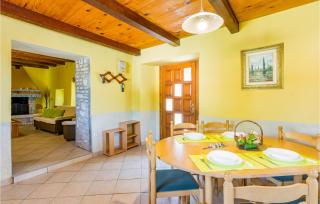 Two-Bedroom Holiday Home Sarici With An Outdoor Swimming Pool 08 - 5