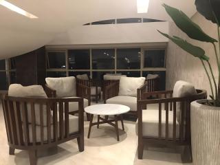 Luxury Bay Condo near MOA With Balcony Free Wi-Fi - 2