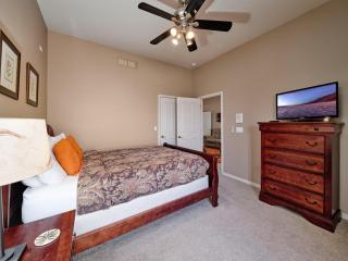 Valley View Villa - Resort Style Backyard - Heated Pool - Scottsdale - 4