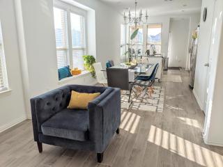 6 Months Min 3BR - 9