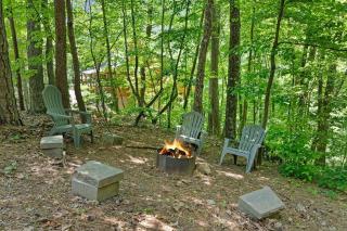 Cozy cabin, Bed swing, Arcade game, hot tub - 4