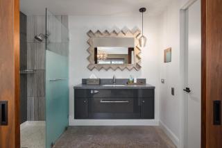 Fox Suite - Downtown Views - 12 South - 3