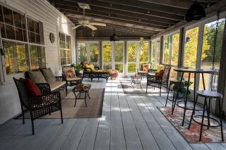 Admiral Peary Inn - 5