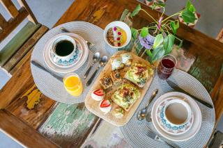 Pousada Rosa 08 - Café da manhã Gourmet, Suítes com Banheira a 150m do Centrinho da Praia do Rosa - 2