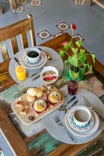 Pousada Rosa 08 - Café da manhã Gourmet, Suítes com Banheira a 150m do Centrinho da Praia do Rosa - 6