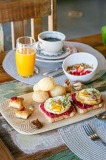 Pousada Rosa 08 - Café da manhã Gourmet, Suítes com Banheira a 150m do Centrinho da Praia do Rosa - 7