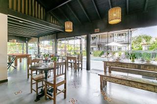 Pousada Rosa 08 - Café da manhã Gourmet, Suítes com Banheira a 150m do Centrinho da Praia do Rosa - 4