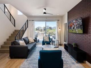 HiRise - Modern Luxe - Jacuzzi - Heart of Old Town - 7